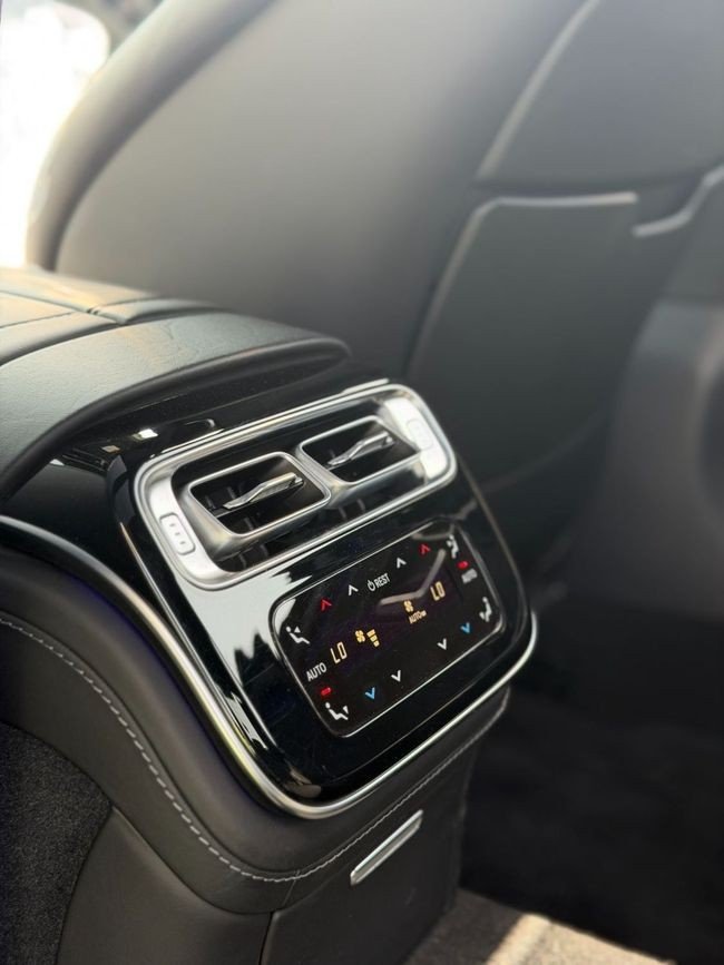 Car Image 2021 MERCEDES S Class 