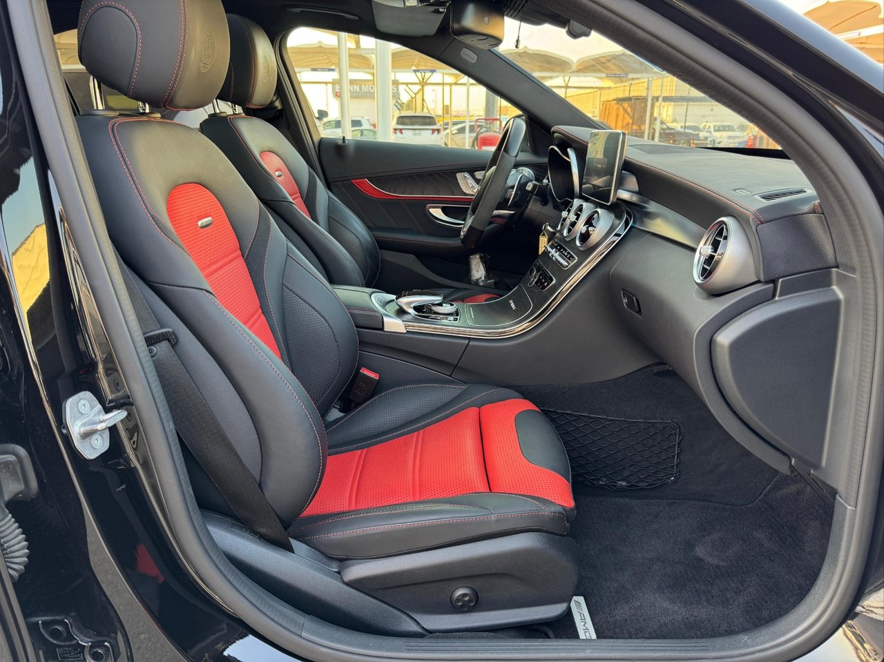 Car Image 2017 MERCEDES C Class 