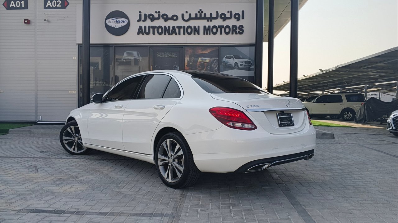 Car Image 2016 MERCEDES C Class 