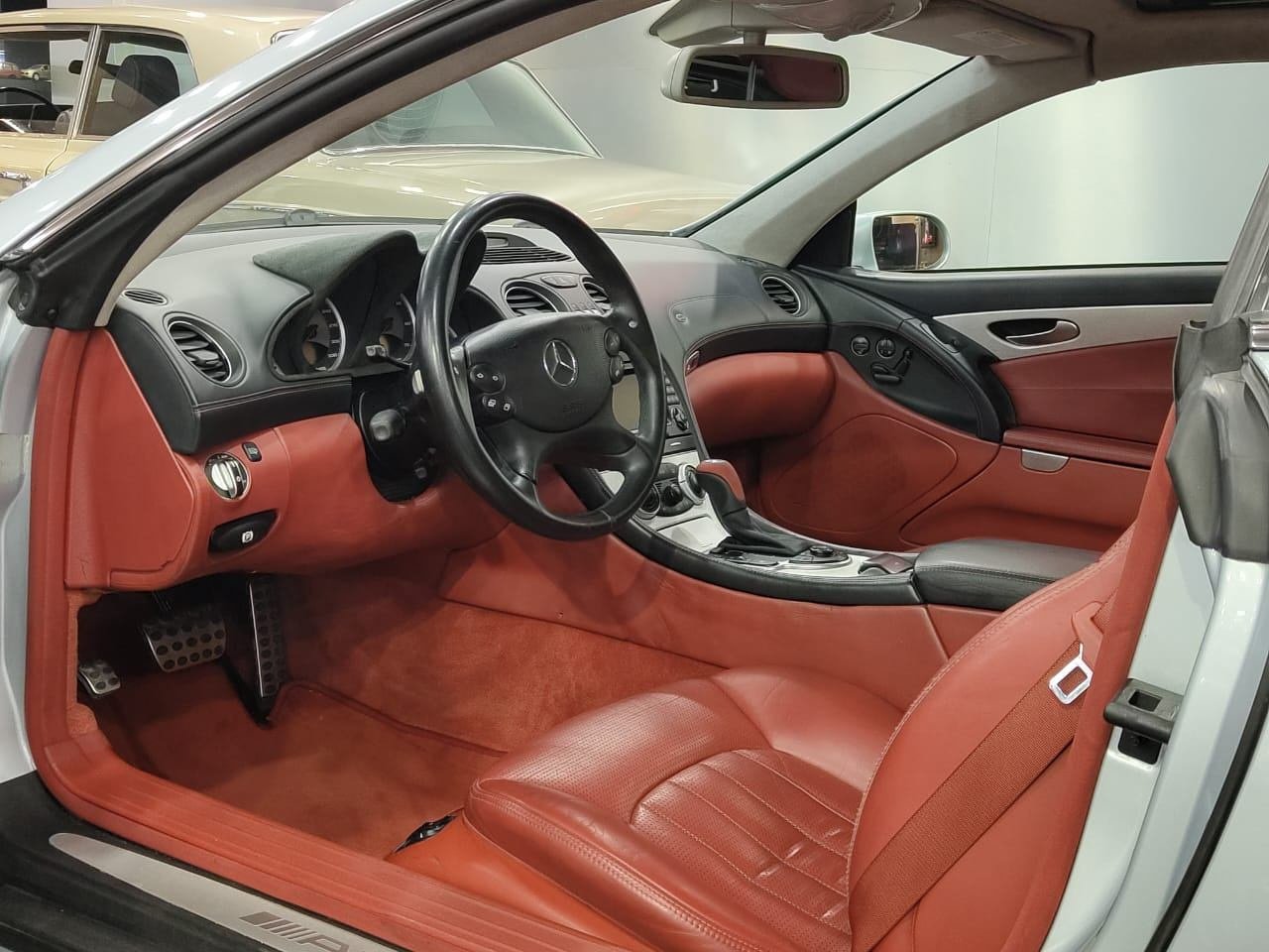Car Image 2005 MERCEDES SL CLASS 