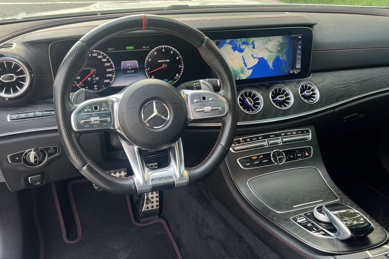 Car Image 2019 MERCEDES E Class 