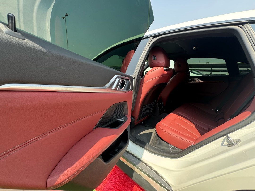 Car Image 2023 BMW i4 