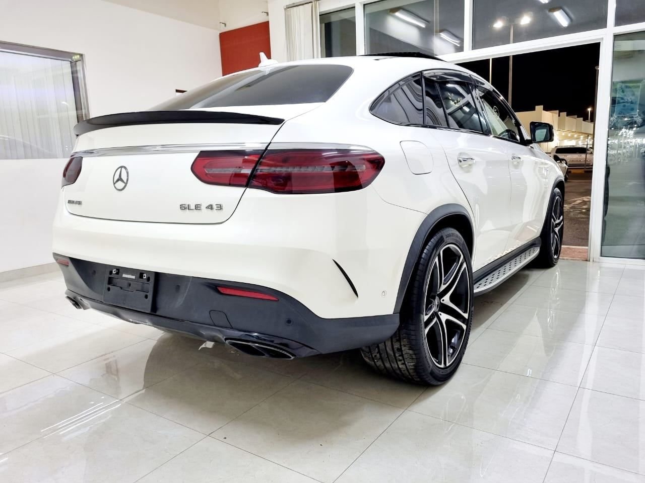 Car Image 2018 MERCEDES GLE CLASS 