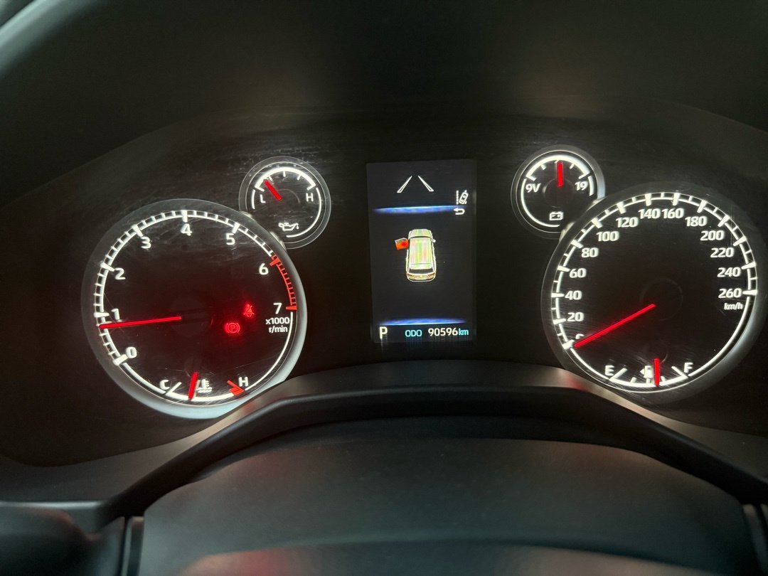 Car Image 2022 TOYOTA LAND CRUISER 