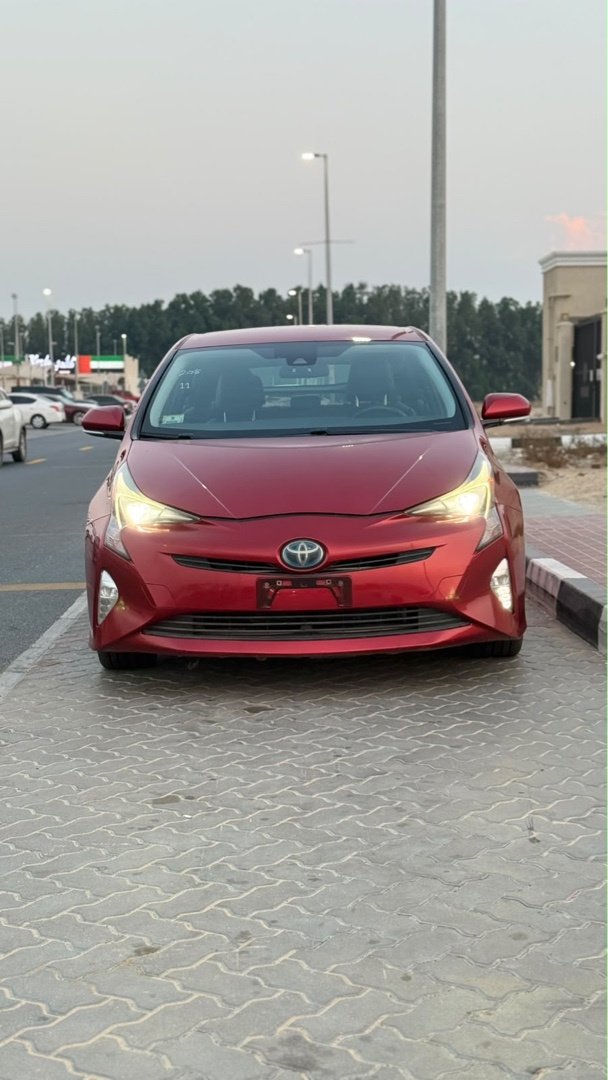 TOYOTA PRIUS 2016