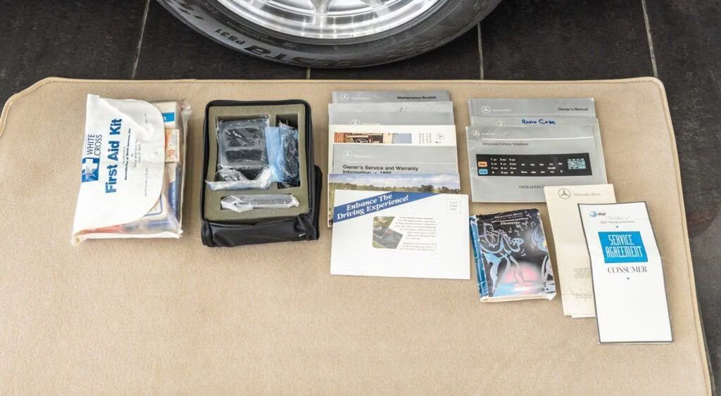Car Image 1996 MERCEDES SL CLASS 