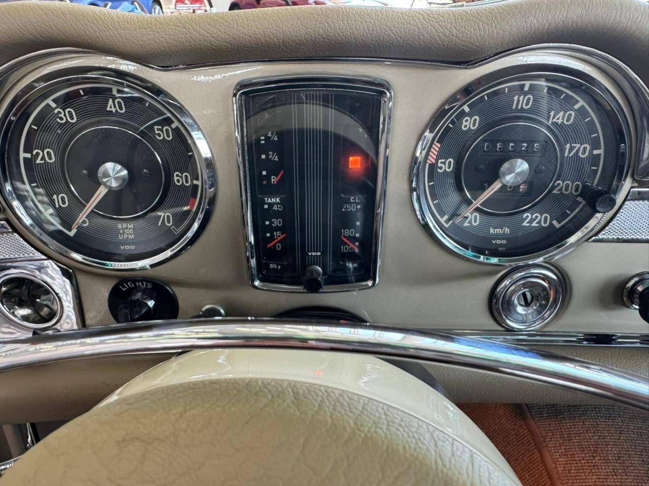 Car Image 1968 MERCEDES SL CLASS 