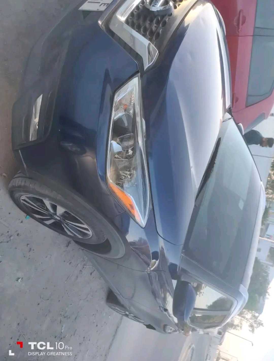 Car Image 2019 NISSAN KICKS 