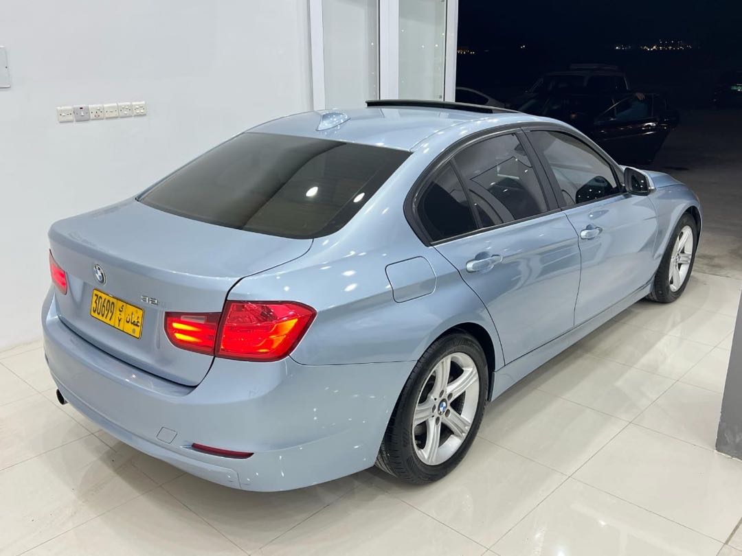 Car Image 2014 BMW 3 SERIES 320