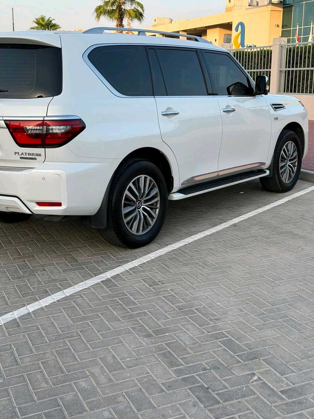Car Image 2021 NISSAN PATROL Platinum