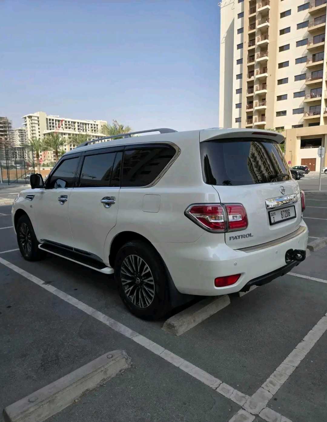 Car Image 2014 NISSAN PATROL Platinum