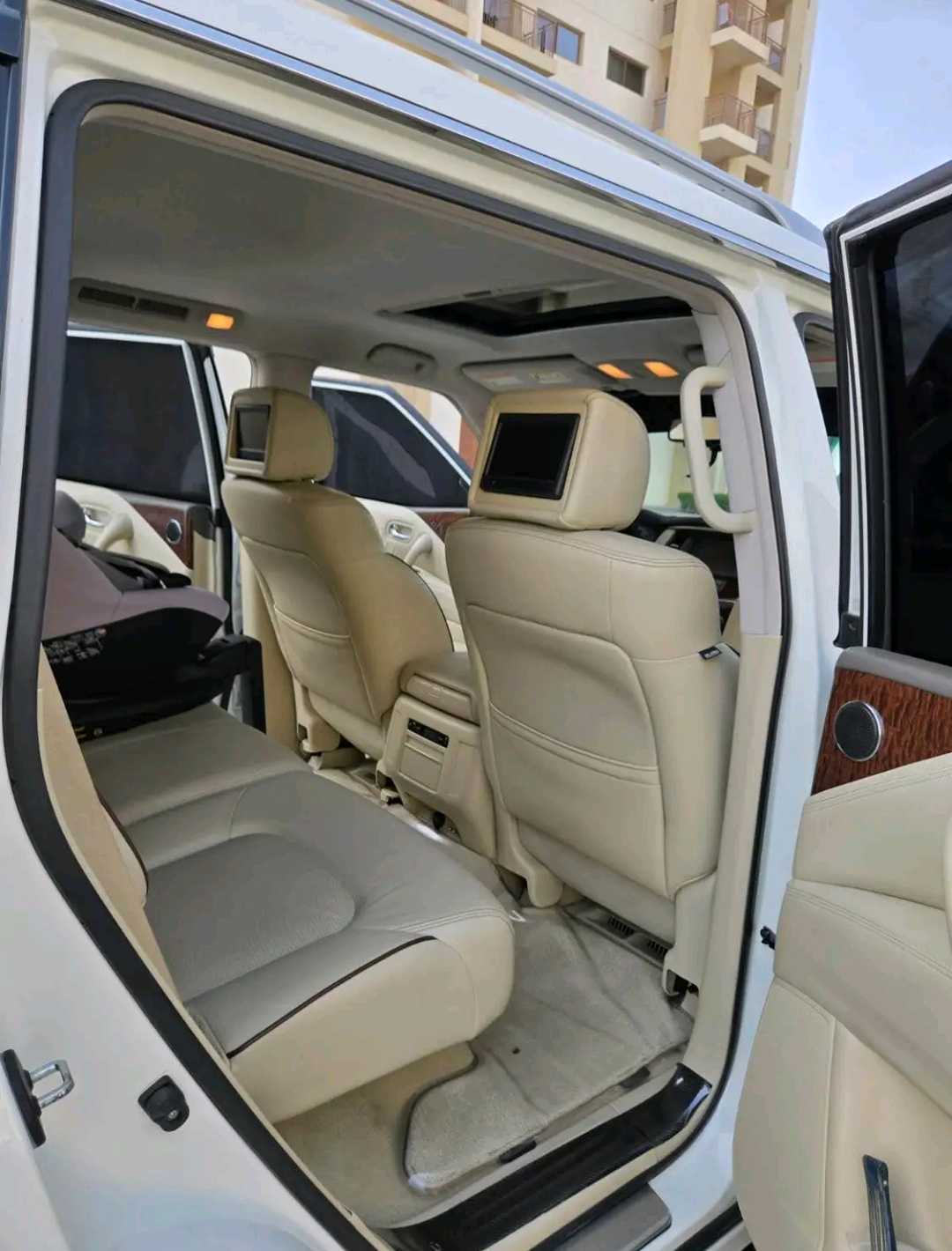 Car Image 2014 NISSAN PATROL Platinum