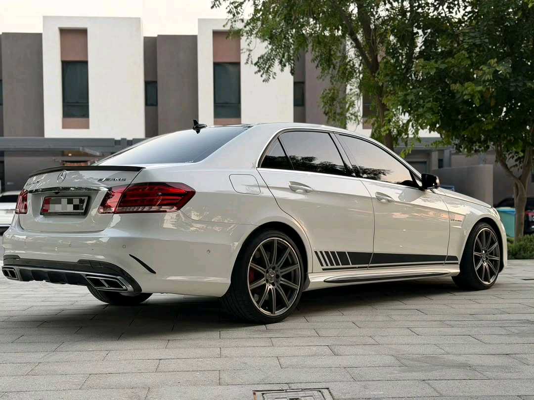 Car Image 2014 MERCEDES E Class E 63