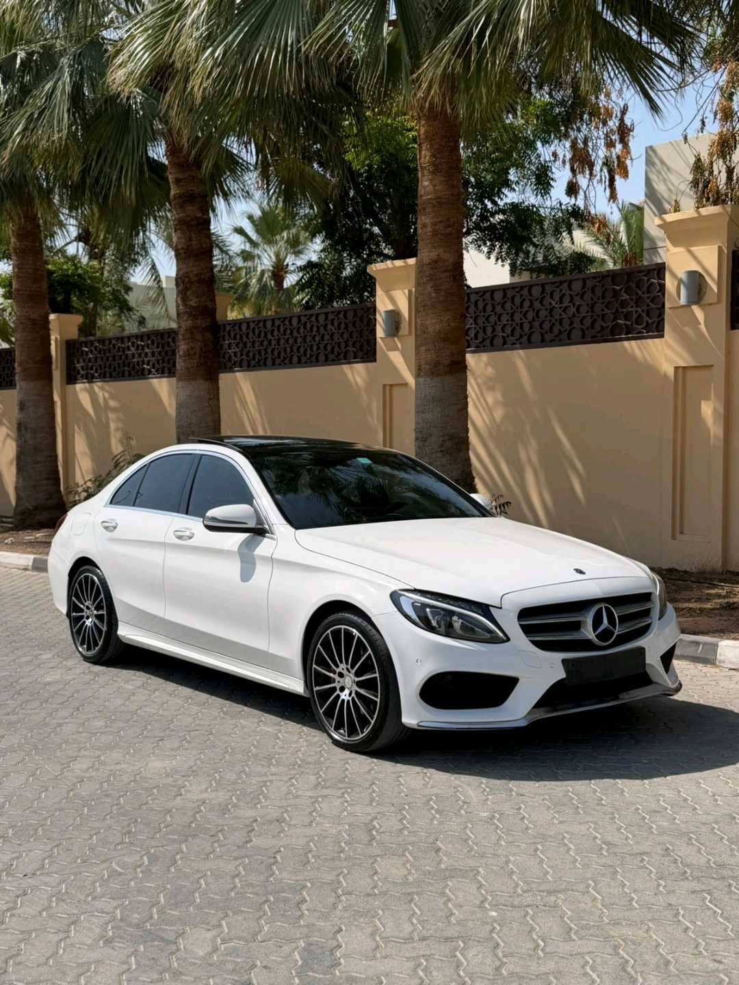 Car Image 2018 MERCEDES C Class 200