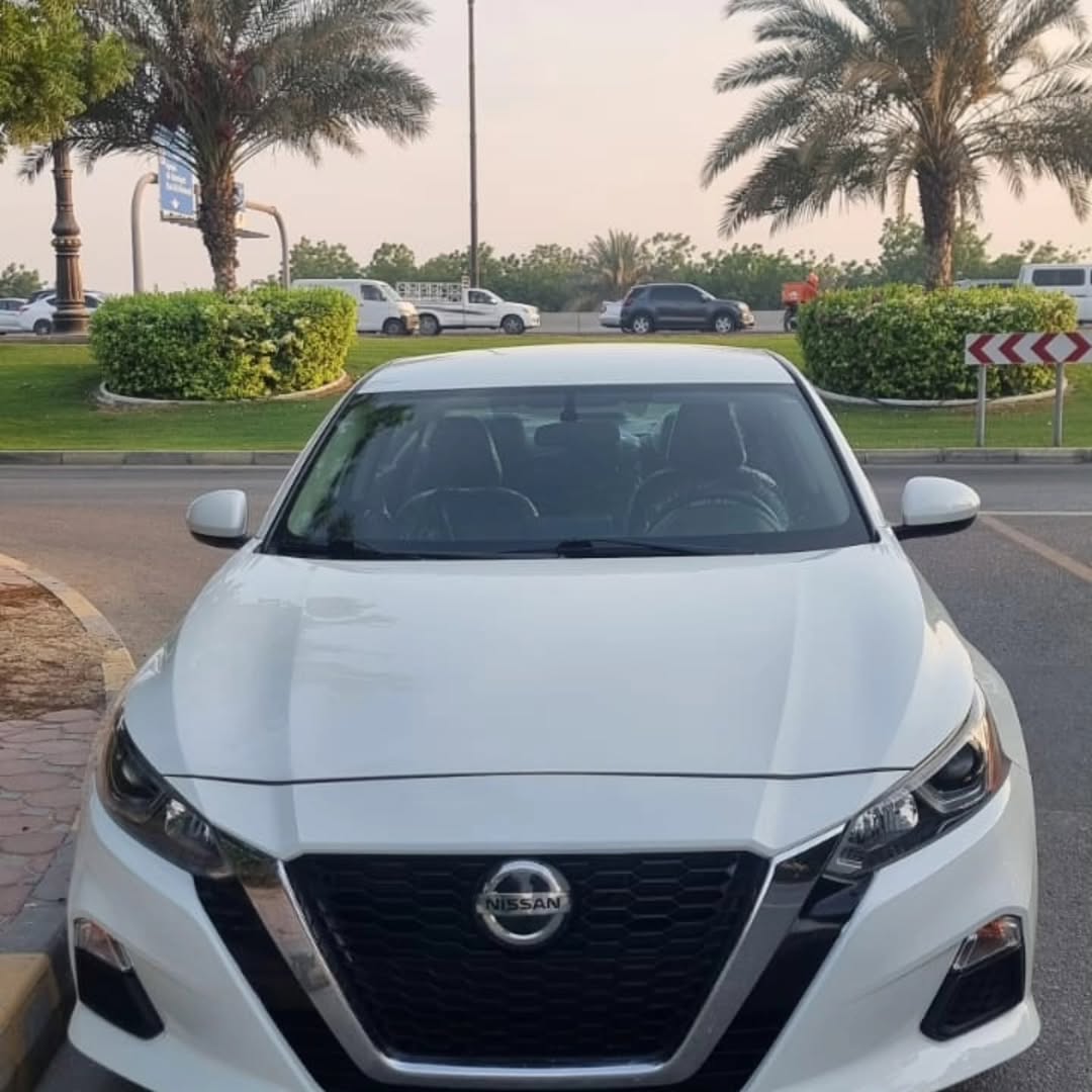 Car Image 2019 NISSAN ALTIMA SV