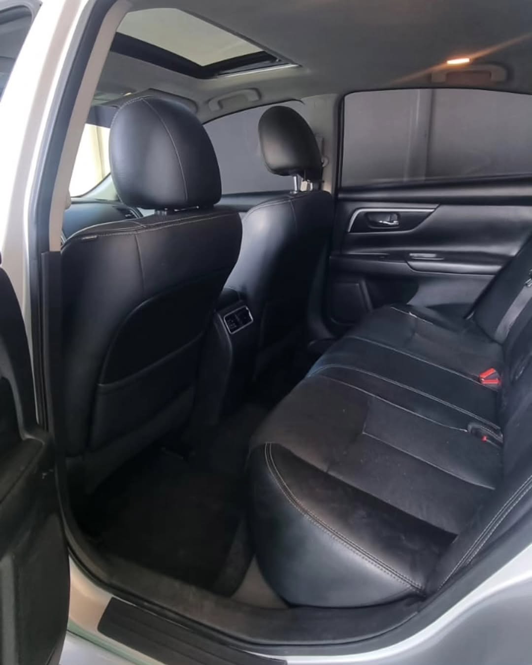 Car Image 2017 NISSAN ALTIMA SL