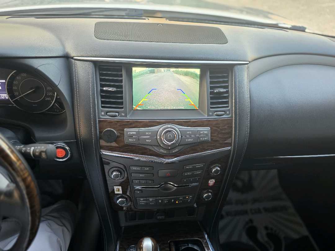 Car Image 2016 NISSAN PATROL SE