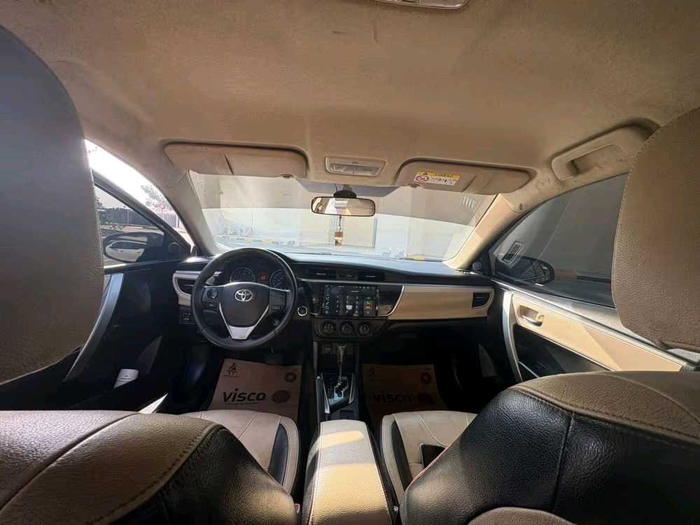 Car Image 2015 TOYOTA COROLLA Sport