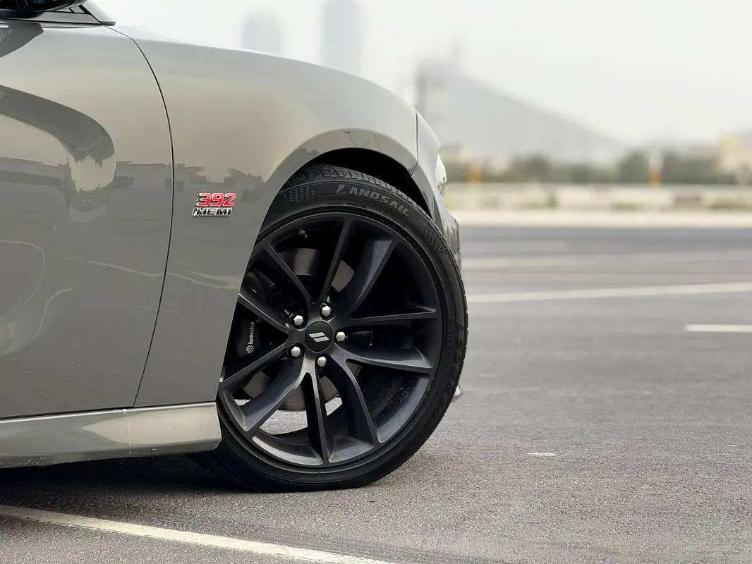 Car Image 2019 DODGE CHARGER SCAT PACK