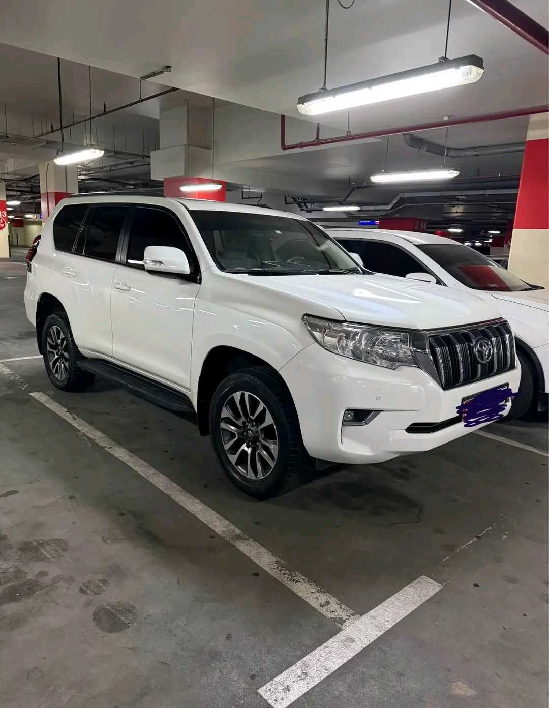 Car Image 2022 TOYOTA LAND CRUISER GX.R