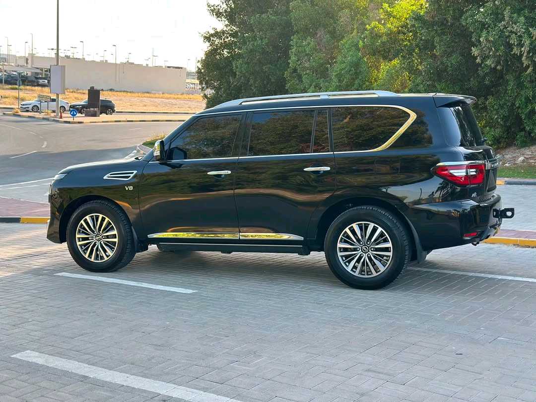 Car Image 2021 NISSAN PATROL Platinum
