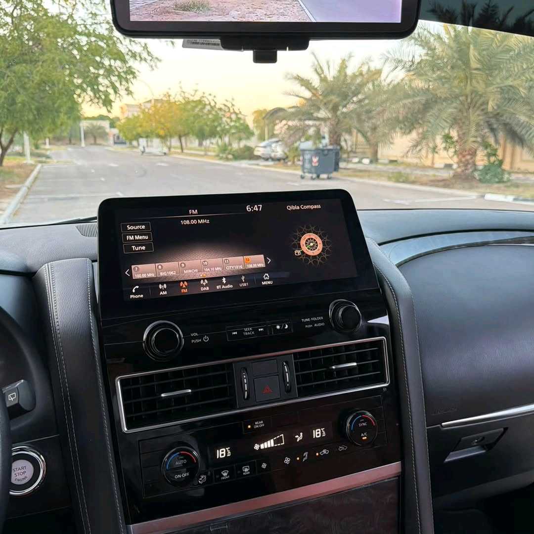 Car Image 2024 NISSAN PATROL LE