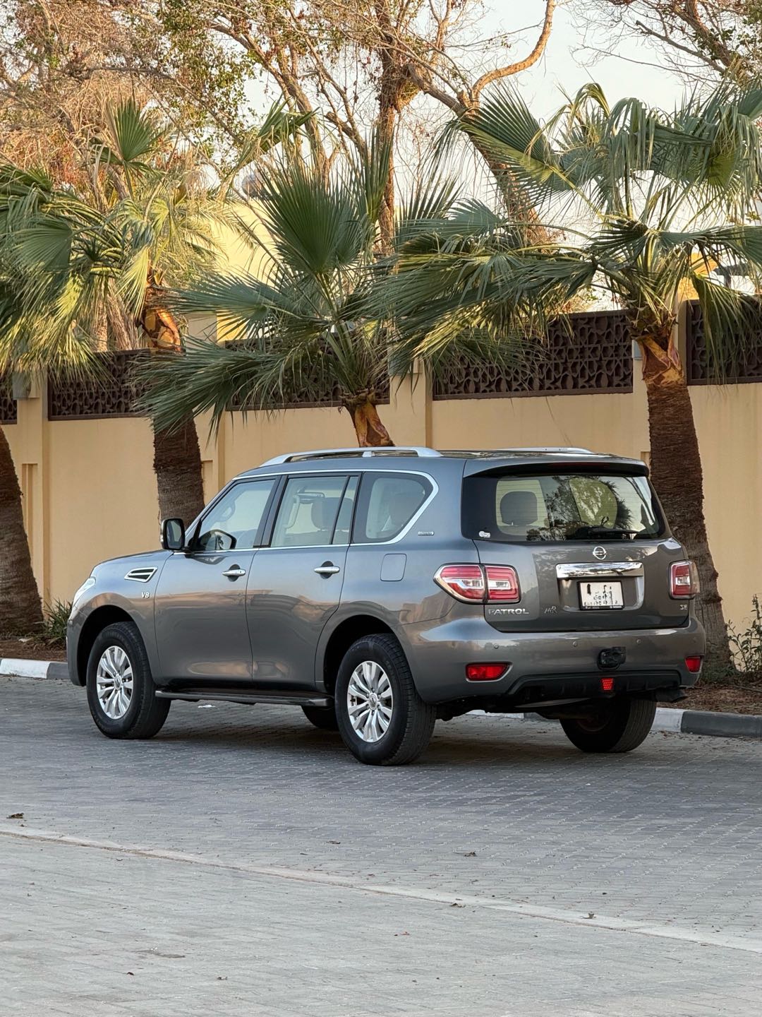 Car Image 2016 NISSAN PATROL Titanium