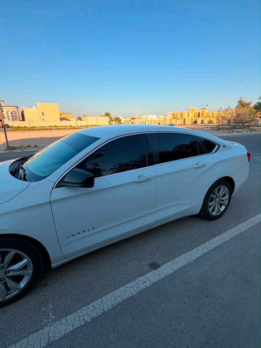 Car Image 2019 CHEVROLET IMPALA LT