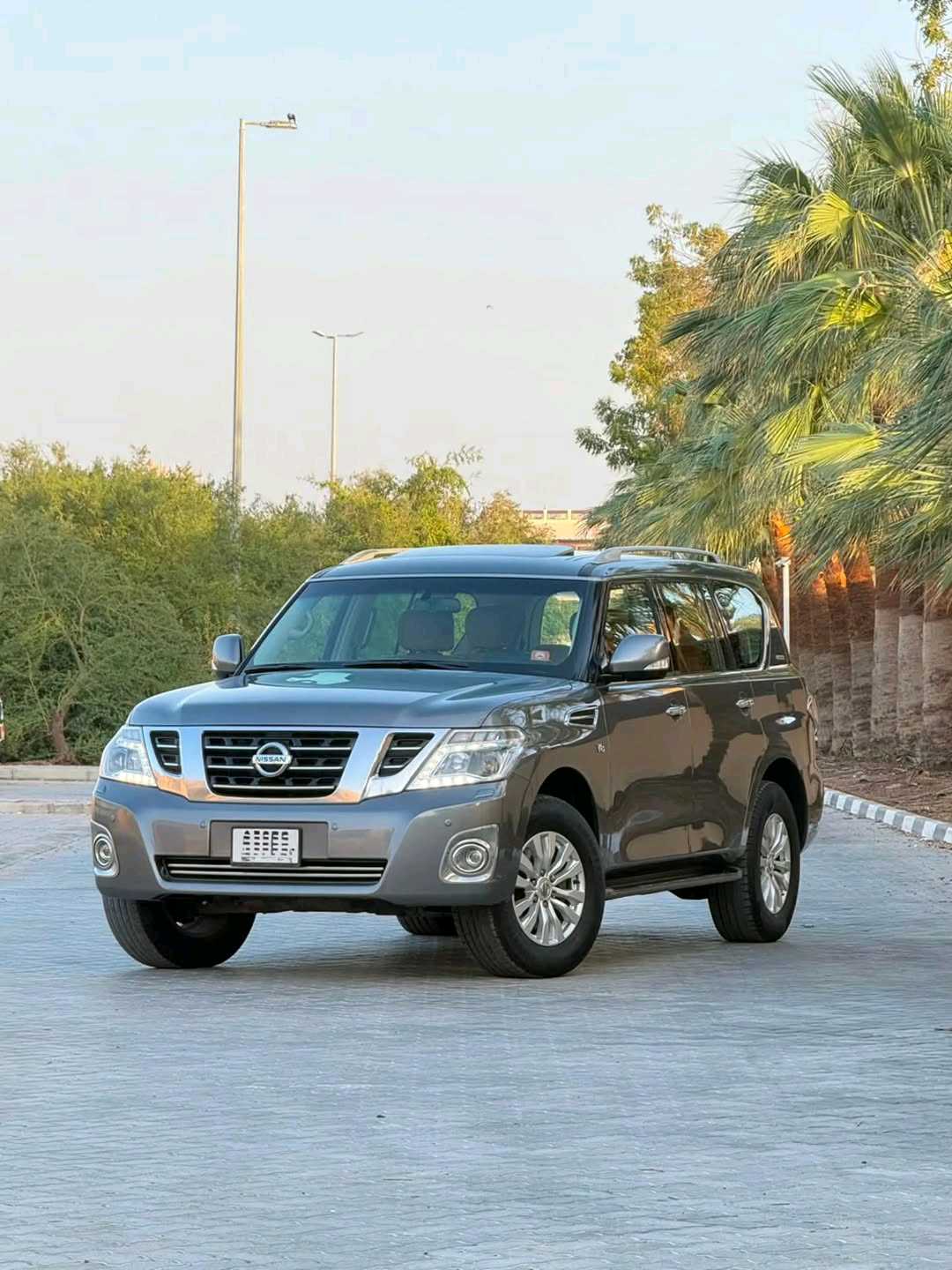 Car Image 2016 NISSAN PATROL SE