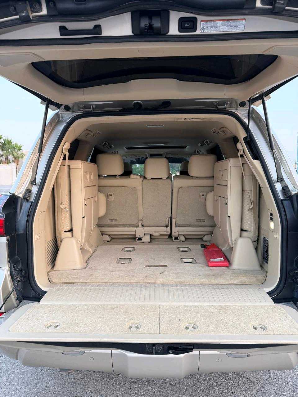 Car Image 2016 LEXUS LX 570