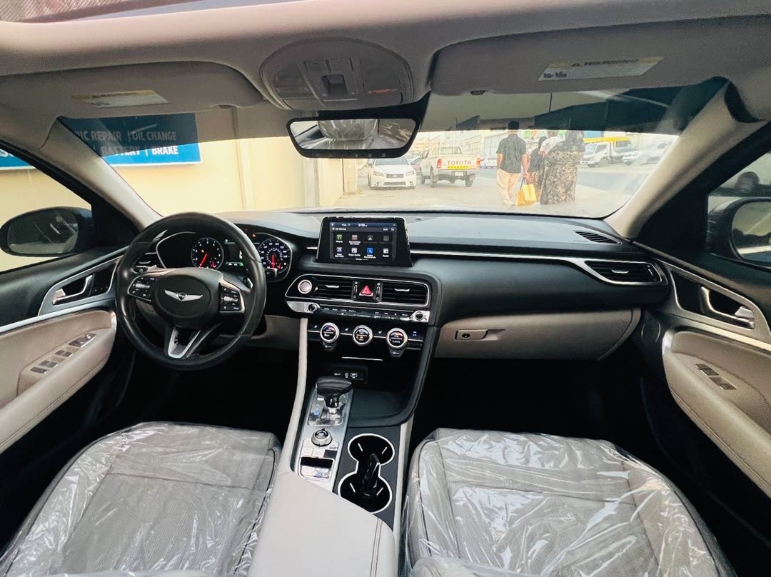 Car Image 2019 HYUNDAI GENESIS 