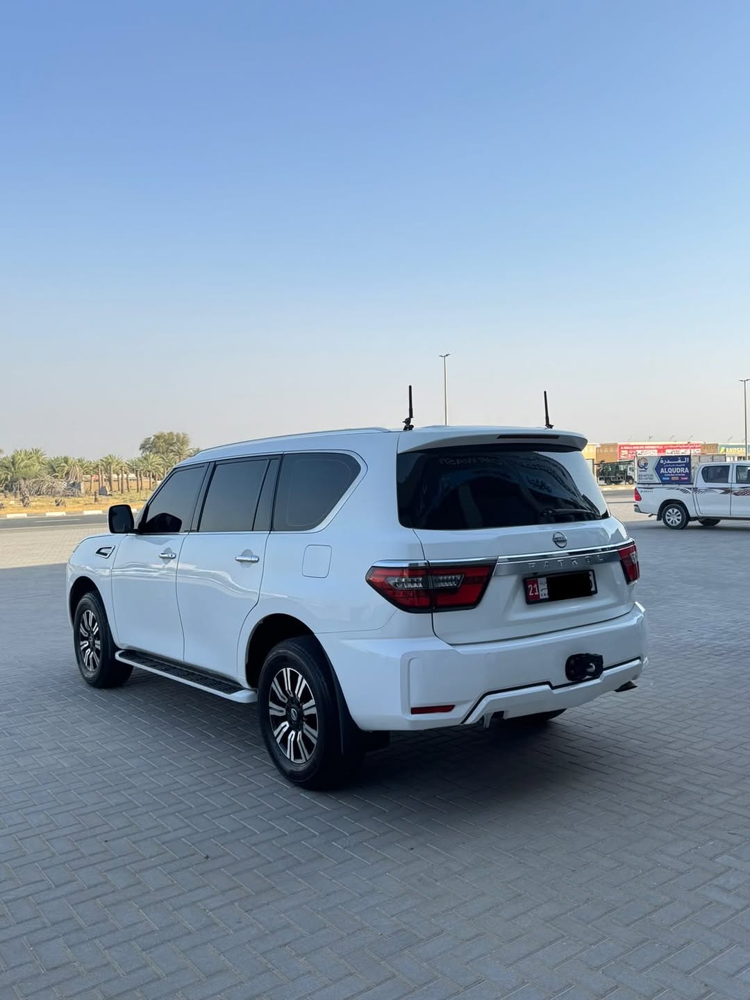 Car Image 2014 NISSAN PATROL XE