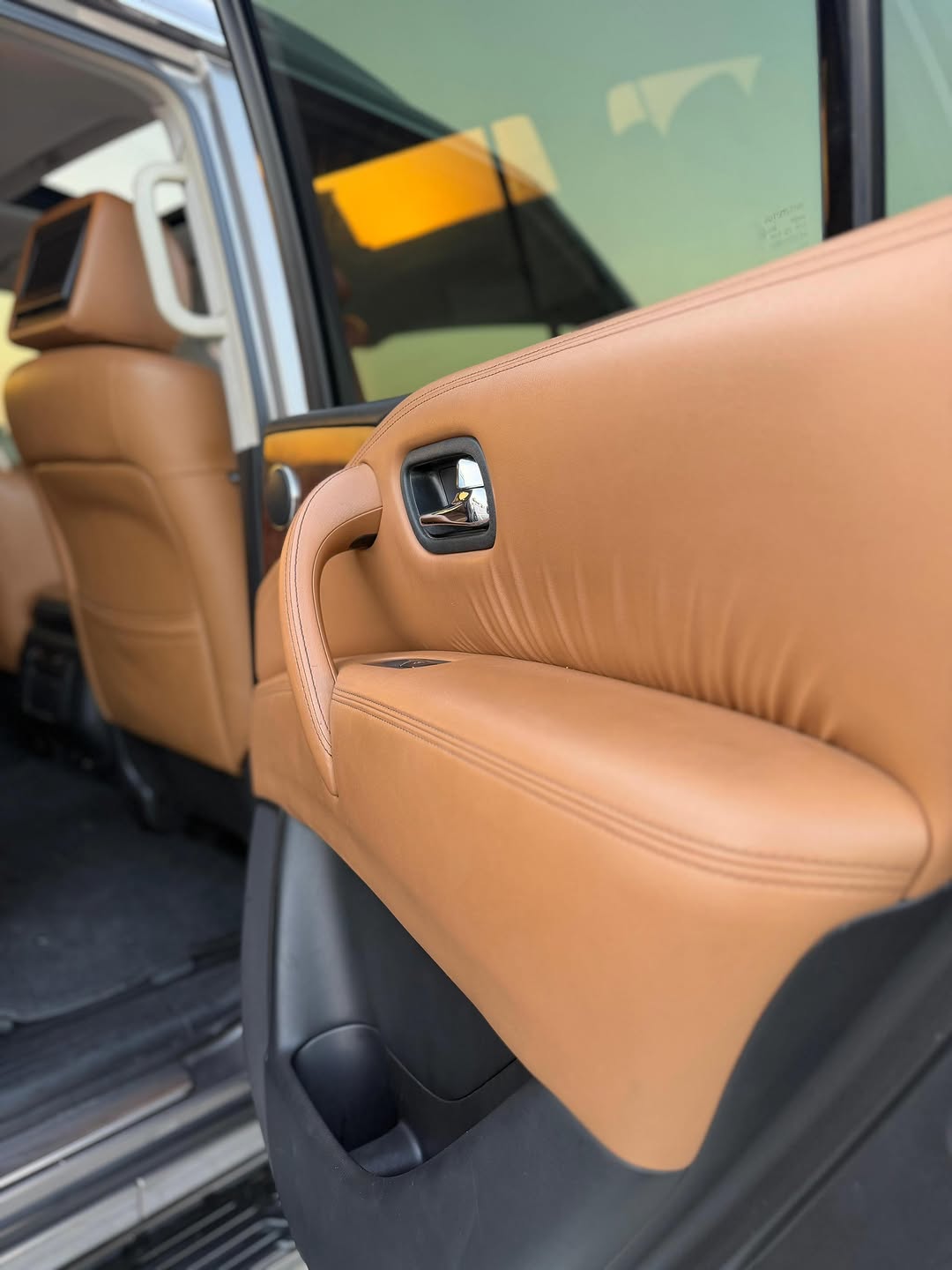 Car Image 2014 NISSAN PATROL Platinum