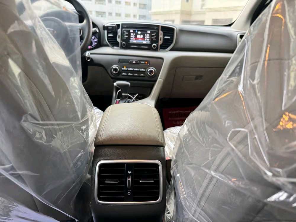 Car Image 2019 KIA SPORTAGE 