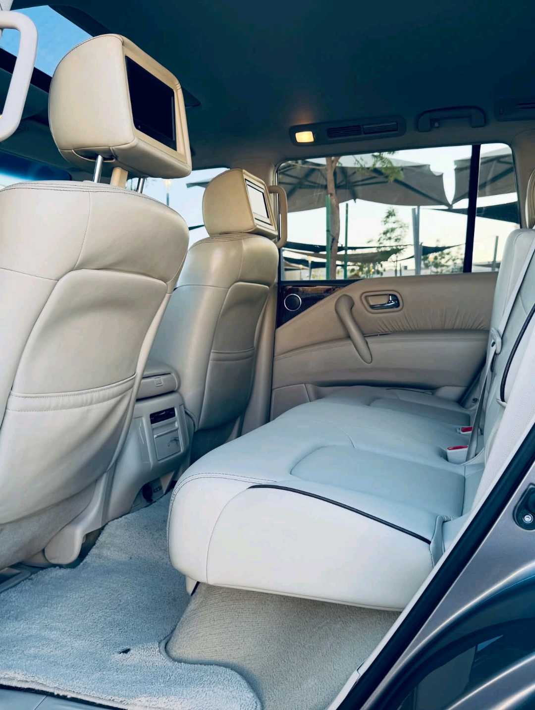 Car Image 2017 NISSAN PATROL 