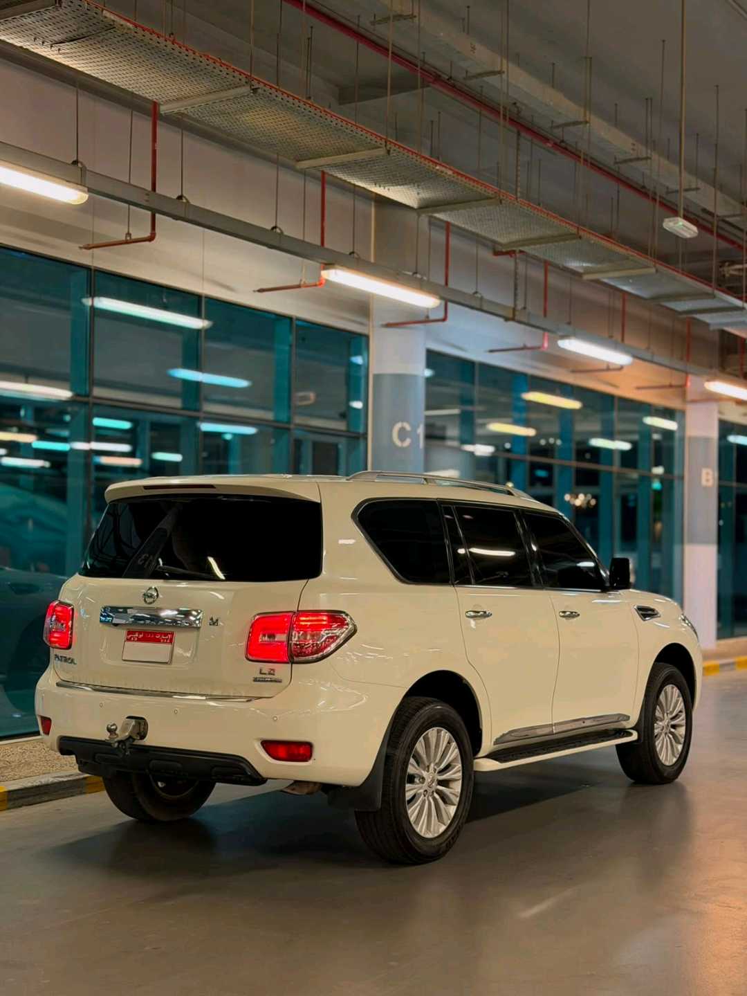 Car Image 2014 NISSAN PATROL LE