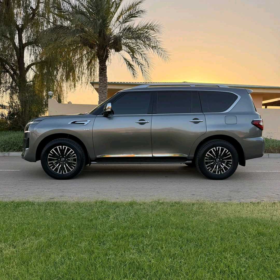 Car Image 2024 NISSAN PATROL Platinum
