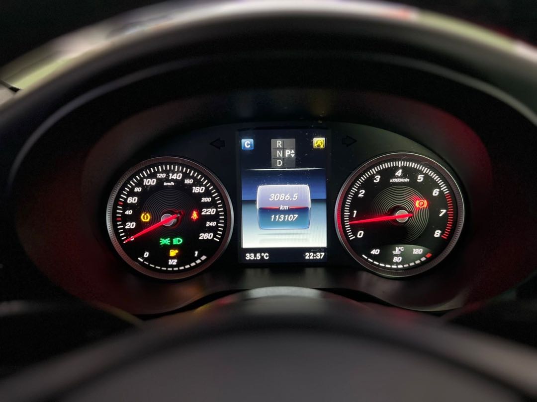 Car Image 2017 MERCEDES C Class 200