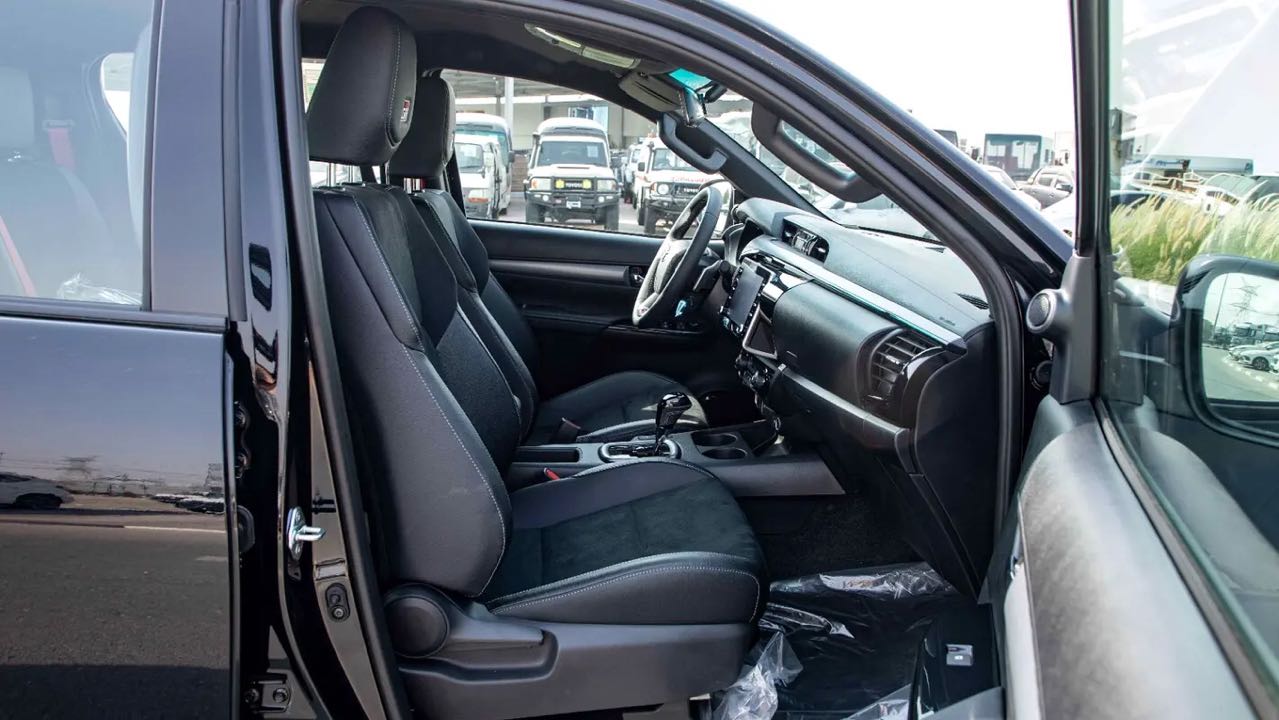 Car Image 2026 TOYOTA HILUX 4.0