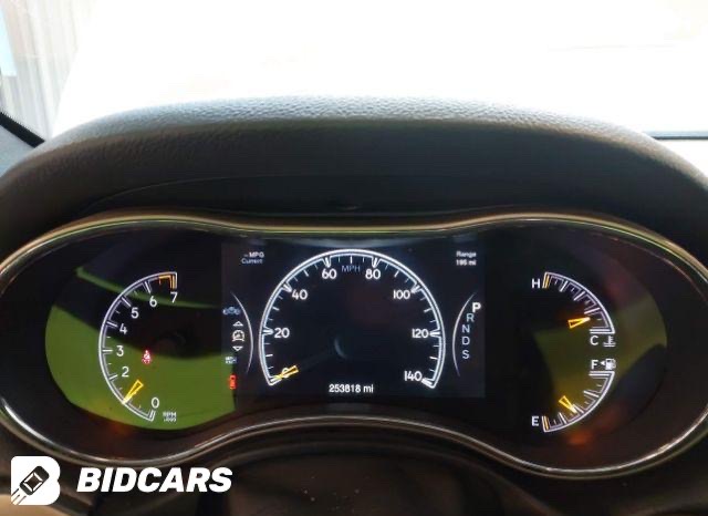 Car Image 2014 JEEP GRAND CHEROKEE LAREDO