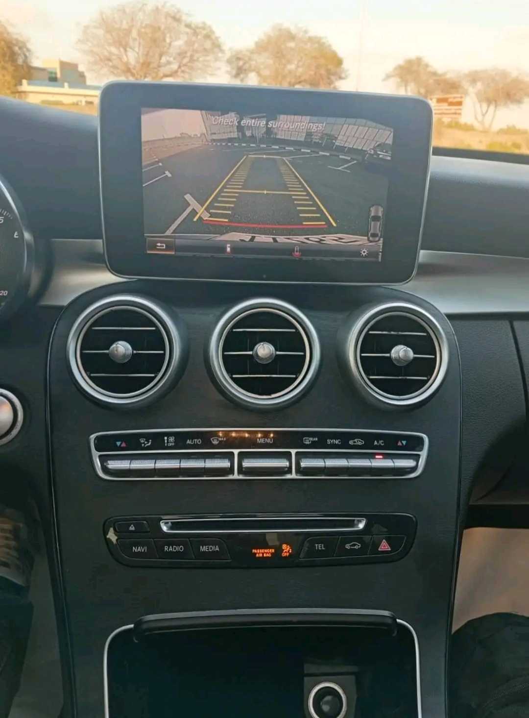 Car Image 2018 MERCEDES C Class 200