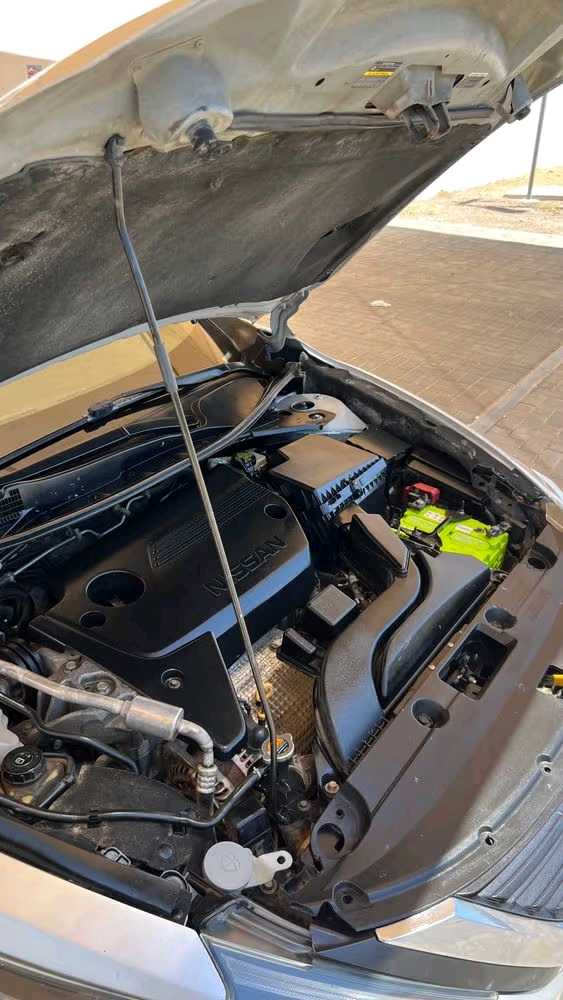Car Image 2017 NISSAN ALTIMA SL