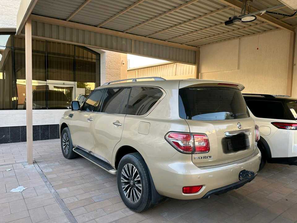 Car Image 2017 NISSAN PATROL Platinum