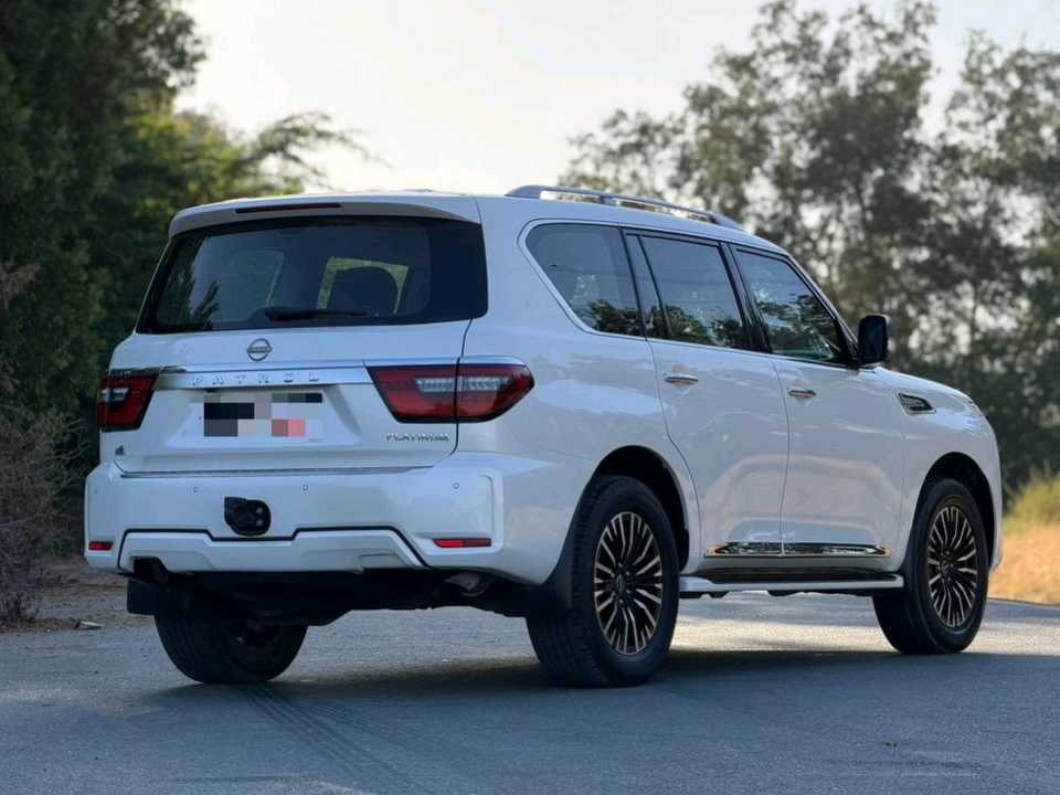 Car Image 2022 NISSAN PATROL Platinum