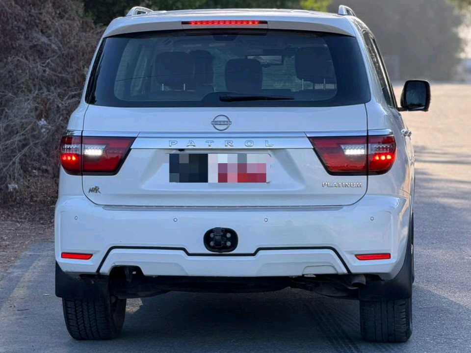 Car Image 2022 NISSAN PATROL Platinum