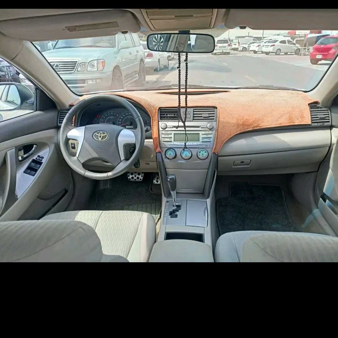 Car Image 2011 TOYOTA CAMRY S