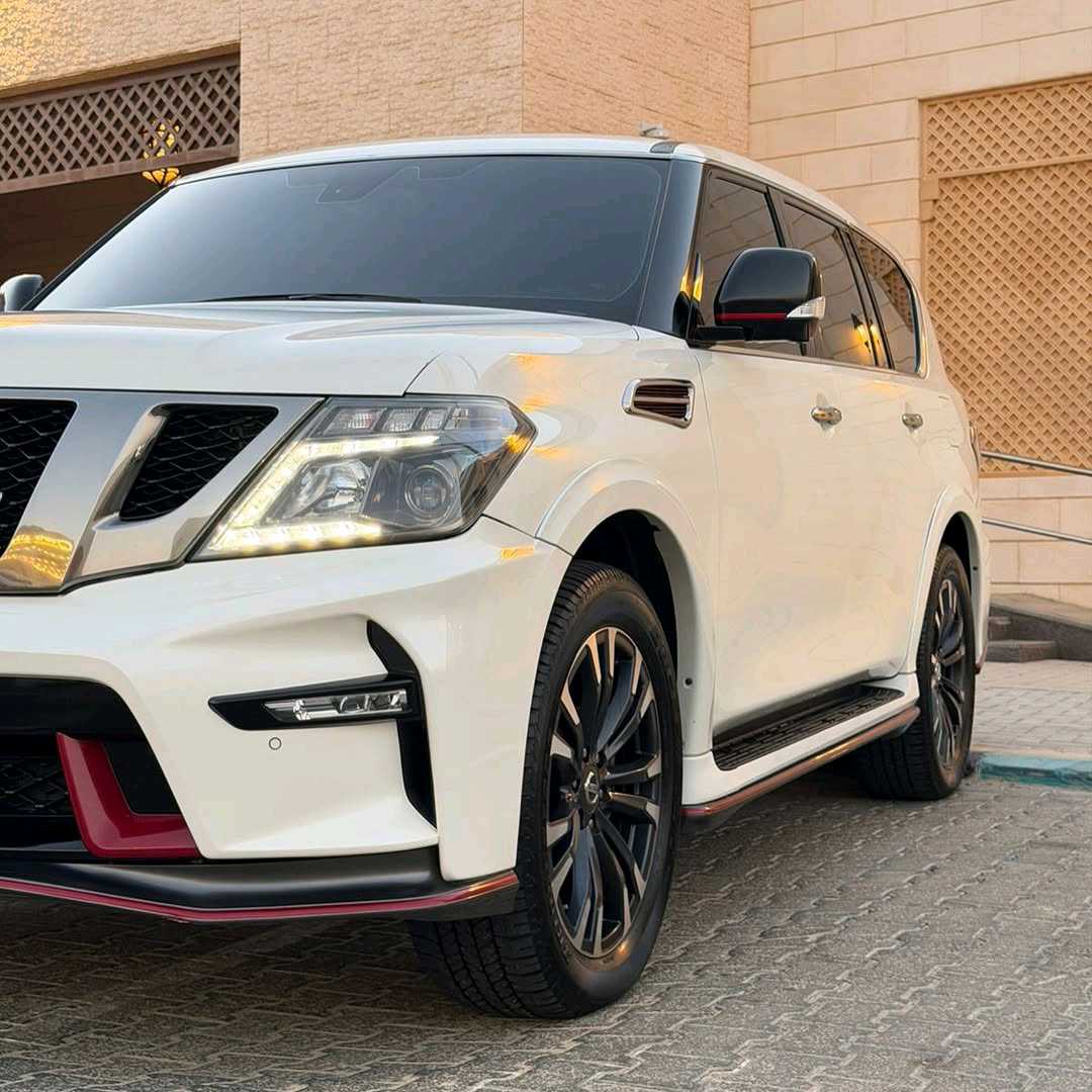 Car Image 2017 NISSAN PATROL Nismo