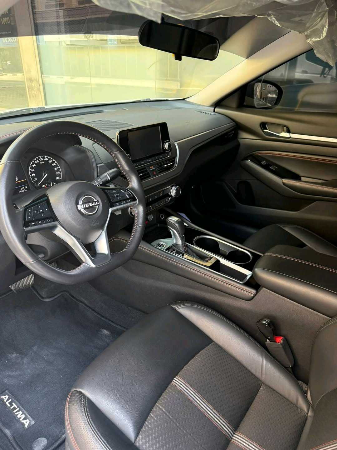 Car Image 2023 NISSAN ALTIMA SR