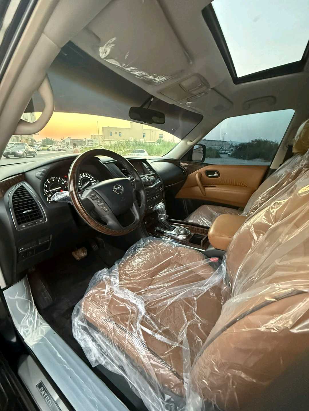 Car Image 2016 NISSAN PATROL Titanium