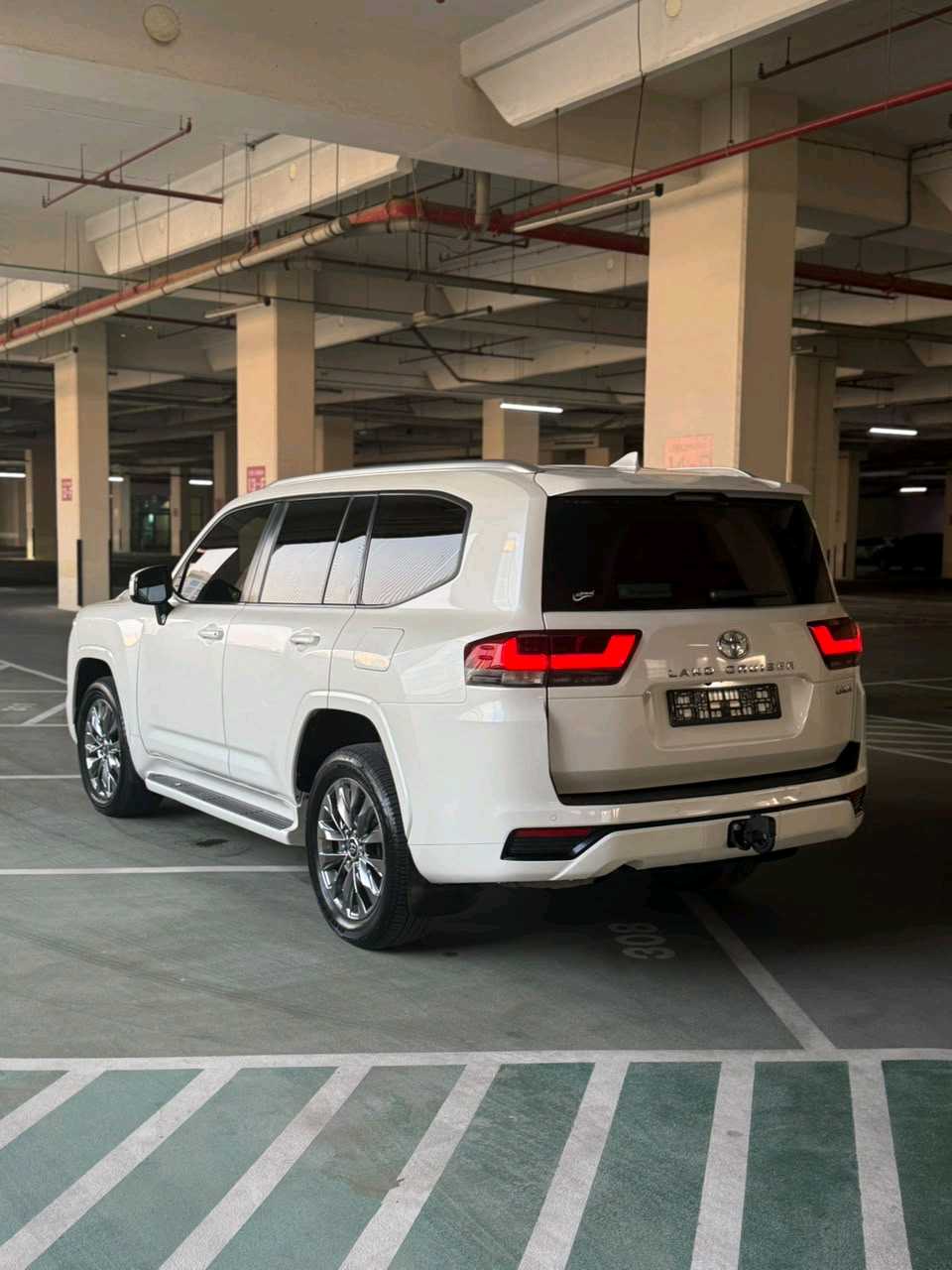Car Image 2022 TOYOTA LAND CRUISER GX.R